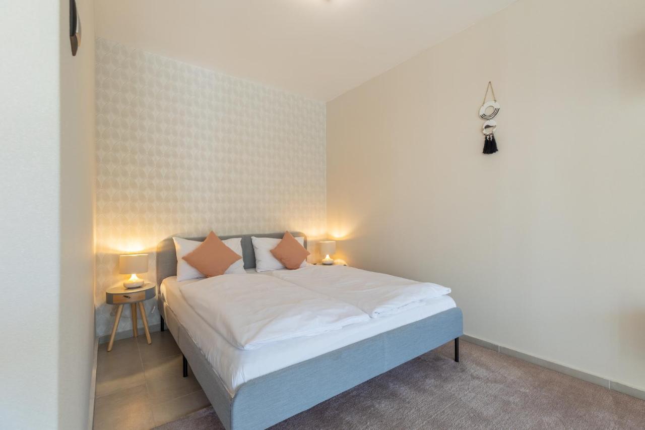 Marinelake Apartman Balatonfoeldvar By Bltn ภายนอก รูปภาพ