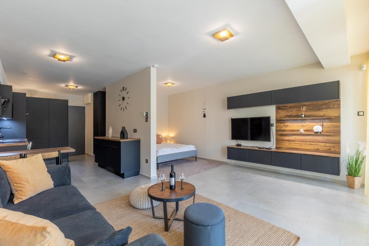 Marinelake Apartman Balatonfoeldvar By Bltn ภายนอก รูปภาพ
